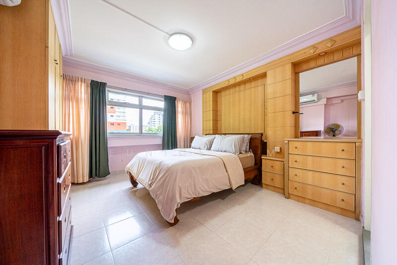 526 Choa Chu Kang Street 51 HDB Flat For Sale at S$ 798,000 | PropertyGuru Singapore - Bedroom