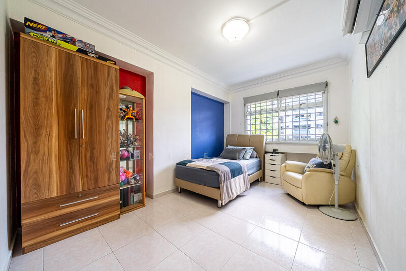 526 Choa Chu Kang Street 51 HDB Flat For Sale at S$ 798,000 | PropertyGuru Singapore - Bedroom