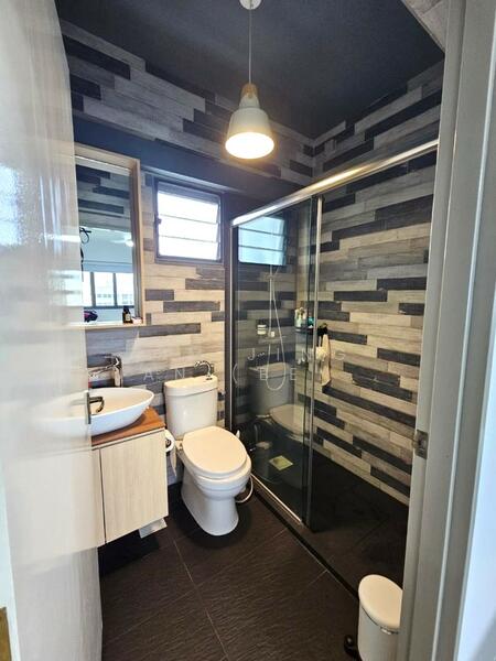 658A Punggol East, 658A Punggol East, Room Rental, 350 sqft, HDB Flat For Rent, by Lim Jing Tuan (Benedict), 500053299 - Bathroom - PropertyGuru.com.sg