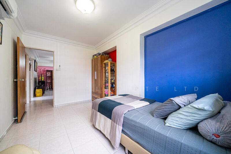 526 Choa Chu Kang Street 51 HDB Flat For Sale at S$ 798,000 | PropertyGuru Singapore - Bedroom