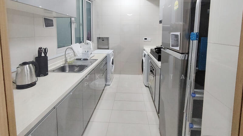 Caspian, 54 Lakeside Drive, Room Rental, 100 sqft, Condominium For Rent, by Bespoke Habitat Pte Ltd, 500053320 - 07-24 Kitchen - PropertyGuru.com.sg