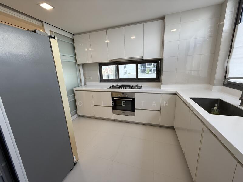 Sky Habitat, 7 Bishan Street 15, 4 Bedrooms, 2,077 sqft, Condominium For Rent, by Louise Tan, 500053334 - Kitchen - PropertyGuru.com.sg