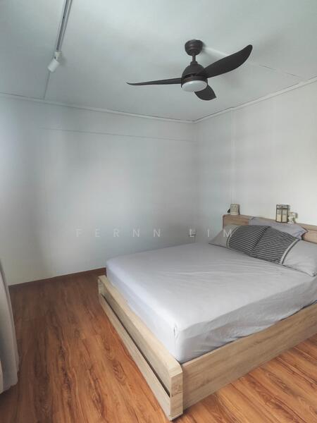 230 Lorong 8 Toa Payoh, 230 Lorong 8 Toa Payoh, Room Rental, 180 sqft, HDB Flat For Rent, by Fernn Lim, 500053337 - Bedroom - PropertyGuru.com.sg