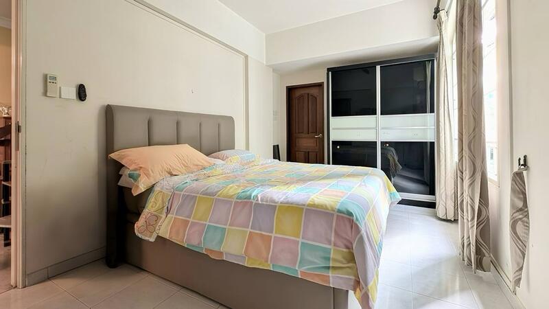 Rare Freehold Corner Terrace in Kembangan, Jalan Senang. Corner Terrace For Sale at S$ 6,500,000 | PropertyGuru Singapore - Bedroom