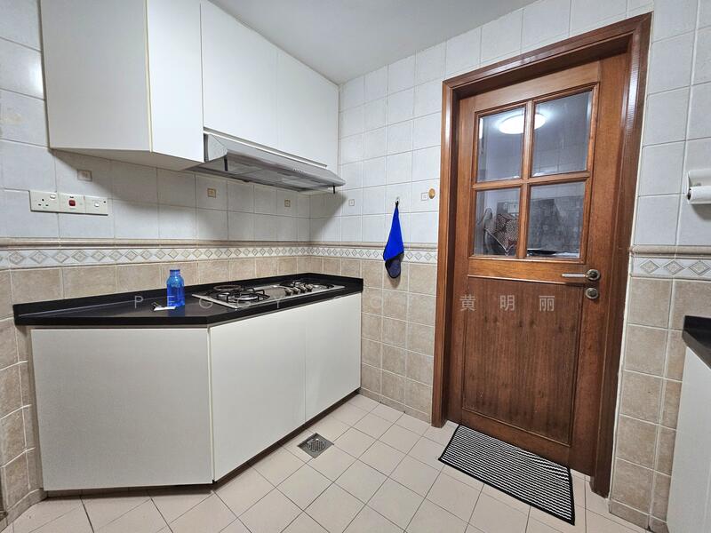 The Bayshore, 22 Bayshore Road, 2 Bedrooms, 947 sqft, Condominium For Rent, by Peggy Ooi 黄明丽, 500053382 - Kitchen - PropertyGuru.com.sg