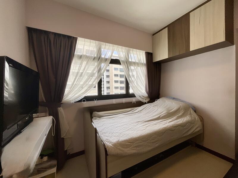 992A Buangkok Link HDB Flat For Sale at S$ 580,000 | PropertyGuru Singapore - Bedroom