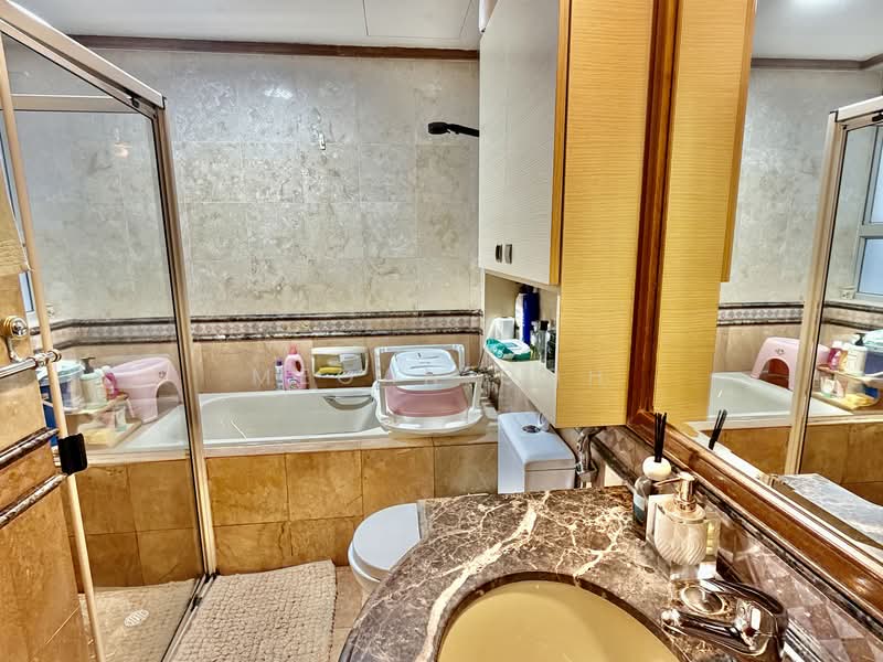 The Bayshore, 22 Bayshore Road, 2 Bedrooms, 980 sqft, Condominium For Sale, by Megan Goh, 500053400 - Bathroom - PropertyGuru.com.sg