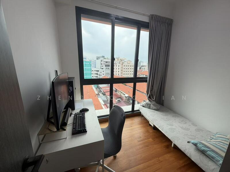 Rezi 24 Apartment For Sale at S$ 1,080,000 | PropertyGuru Singapore - Study