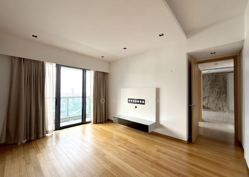 Marina Bay Residences Condominium For Sale at S$ 3,780,000 | PropertyGuru Singapore - Living Room