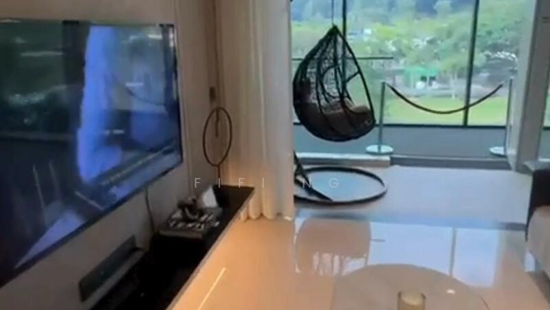 CanningHill Piers Condominium For Sale at S$ 3,613,000 | PropertyGuru Singapore - Living Room