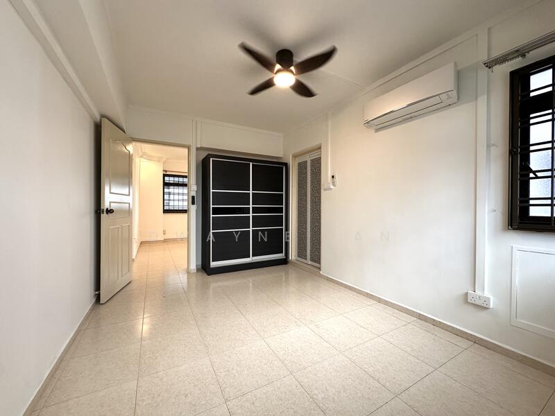 141 Lorong 2 Toa Payoh, 141 Lorong 2 Toa Payoh, Room Rental, 200 sqft, HDB Flat For Rent, by Dwayne Tan, 500053450 - Master Room - PropertyGuru.com.sg