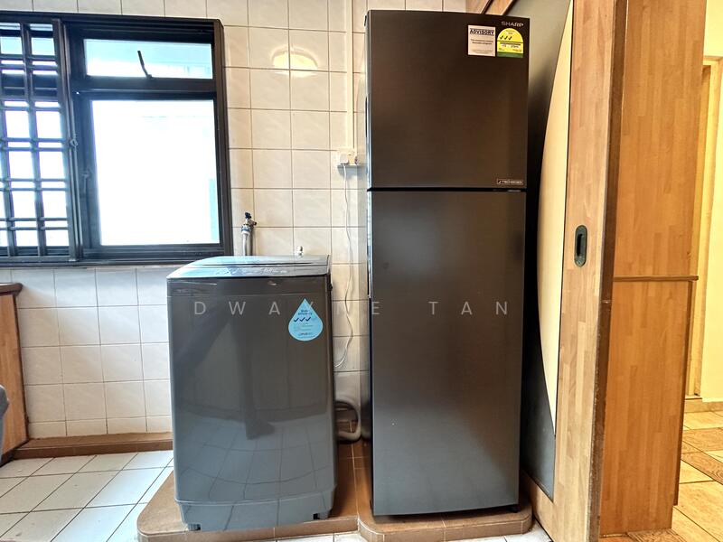 141 Lorong 2 Toa Payoh, 141 Lorong 2 Toa Payoh, Room Rental, 200 sqft, HDB Flat For Rent, by Dwayne Tan, 500053450 - Kitchen - PropertyGuru.com.sg