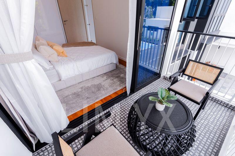 Kovan Jewel Apartment For Sale at S$ 1,633,000 | PropertyGuru Singapore - Balcony