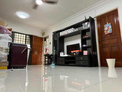 For Sale - 249 Tampines Street 21