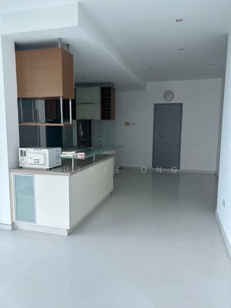 Mill Point, 3 Zion Close, 2 Bedrooms, 915 sqft, Apartment For Rent, by Quinie Ong, 500053504 - Kitchen - PropertyGuru.com.sg