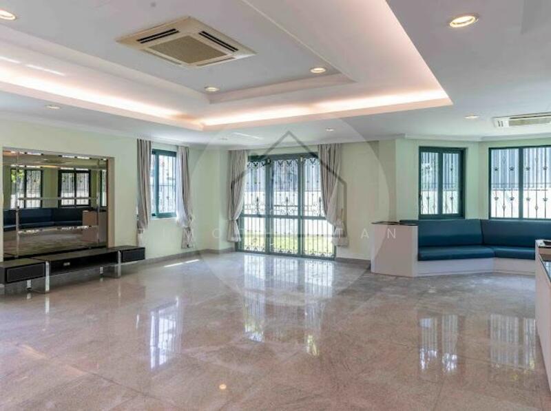 Detached House in Windsor Park, Windsor Park Road, 6 Bedrooms, 6,830 sqft, Detached House For Rent, by Timothy Tan, 500053513 - Living Room - PropertyGuru.com.sg