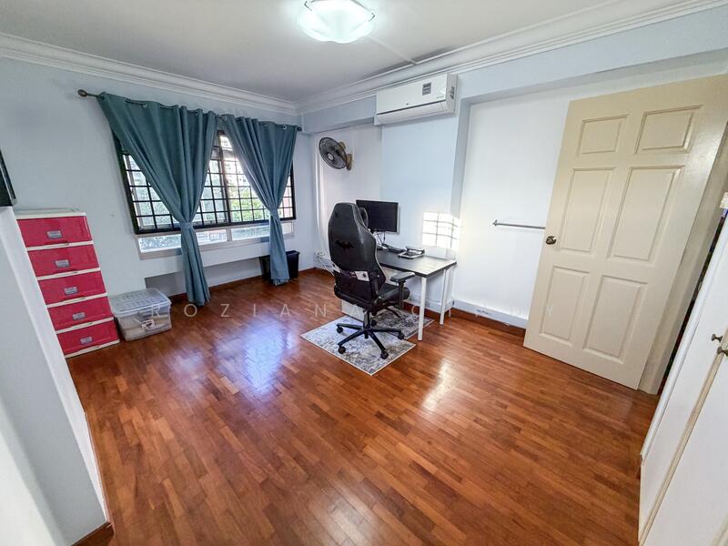 228 Pasir Ris Street 21 HDB Flat For Sale at S$ 750,000 | PropertyGuru Singapore - Bedroom 3