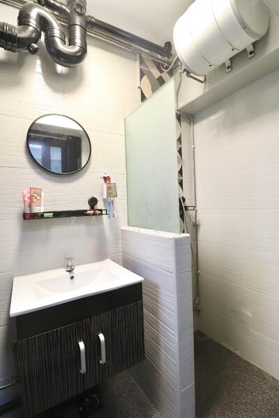 687B Choa Chu Kang Drive, 687B Choa Chu Kang Drive, 3 Bedrooms, 1,184 sqft, HDB Flat For Rent, by Zahidah Sauki, 500053527 - Bathroom - PropertyGuru.com.sg