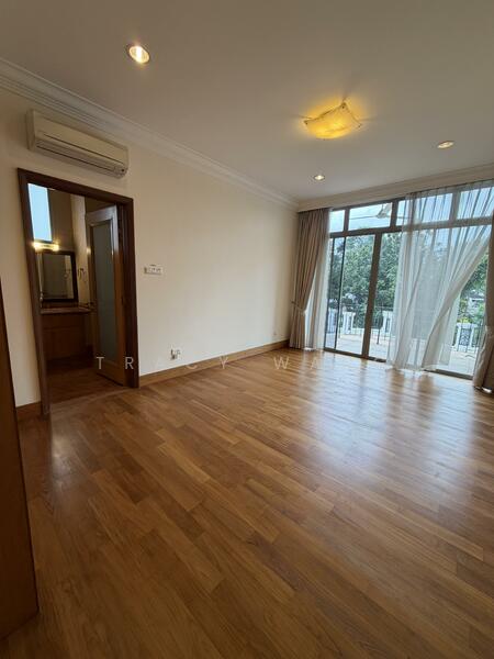 Villas Holland, Bukit Sedap Road, 6 Bedrooms, 12,486 sqft, Detached House For Rent, by Tracy Wang, 500053550 - Junior Ensuite Room - PropertyGuru.com.sg