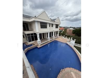 For Rent - Villas Holland