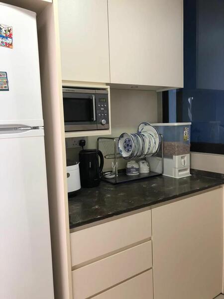 The Crest Condominium For Sale at S$ 2,680,000 | PropertyGuru Singapore - Kitchen