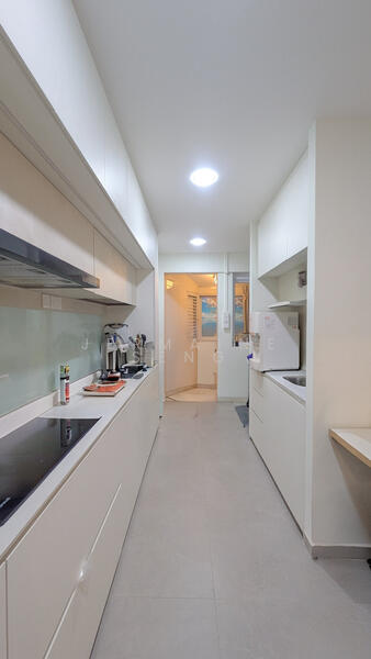 120 Bishan Street 12, 120 Bishan Street 12, 2 Bedrooms, 753 sqft, HDB Flat For Rent, by Jermaine Seng, 500053557 - Kitchen - PropertyGuru.com.sg