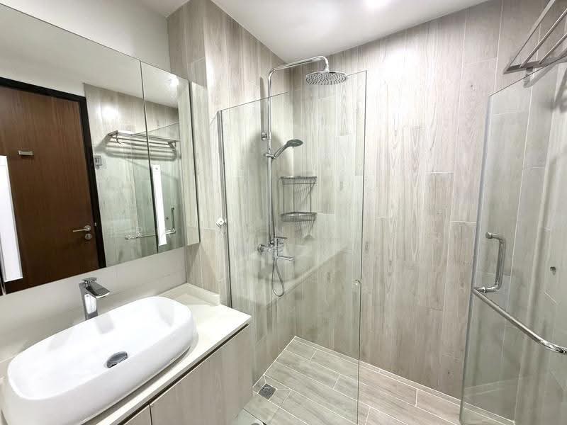 Suites @ Katong, 263 Tanjong Katong Road, East Coast / Marine Parade, 1 Bedroom, 850 sqft, Condominium For Sale, by Brandon Zheng 郑祺宝, 500053579 - Bathroom - PropertyGuru.com.sg