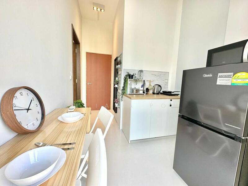 Forte Suites, 88 Mergui Road, 1 Bedroom, 280 sqft, Condominium For Rent, by Juliana Poh, 500053580 - Kitchen - PropertyGuru.com.sg