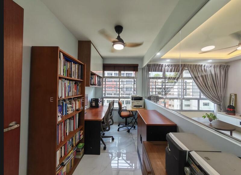 443C Bukit Batok West Avenue 8 HDB Flat For Sale at S$ 828,000 | PropertyGuru Singapore - Study