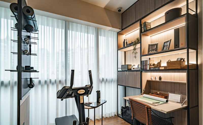 ⭐️ Cheap, MRT, Transformation, Undervalue 4 bed Condominium For Sale at S$ 2,580,000 | PropertyGuru Singapore - Study