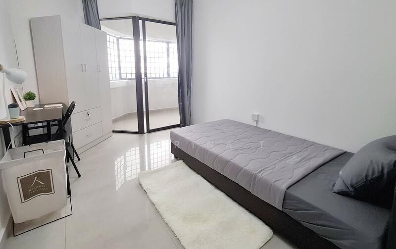 Ivory Heights, 120 Jurong East Street 13, Room Rental, 150 sqft, Condominium For Rent, by Sabrina T, 500053608 - Common PRS3 $1400 - PropertyGuru.com.sg