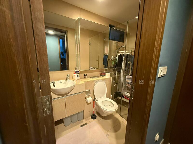 Montebleu Condominium For Sale at S$ 1,680,000 | PropertyGuru Singapore - Bathroom