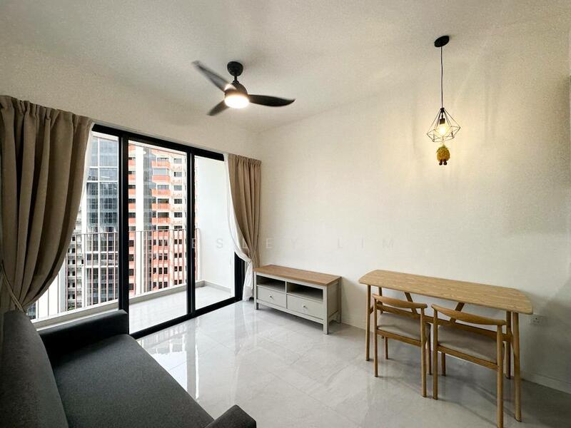 Riverfront Residences Condominium For Sale at S$ 899,999 | PropertyGuru Singapore - Living Room