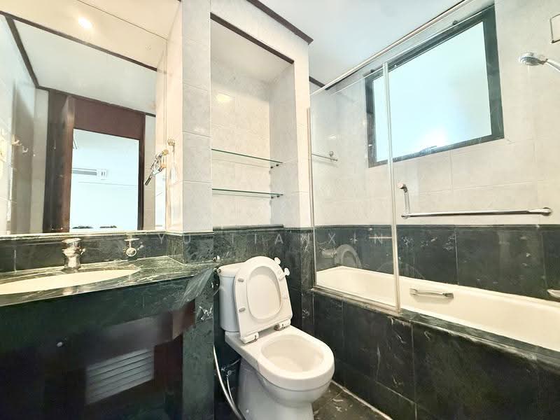 Pebble Bay, 130 Tanjong Rhu Road, East Coast / Marine Parade, 1 Bedroom, 915 sqft, Condominium For Sale, by Yu Tianxin, 500053647 - Bathroom - PropertyGuru.com.sg