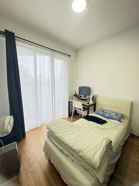 Harbour View Gardens Apartment For Sale at S$ 1,780,000 | PropertyGuru Singapore - Bedroom