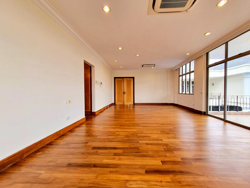 Extensive Variety of Good Class Bungalows, Holland Road, Tanglin / Holland / Bukit Timah, 6 Bedrooms, 12,000 sqft, Good Class Bungalow For Rent, by CHEN ., 500053663 - Living Room - PropertyGuru.com.sg