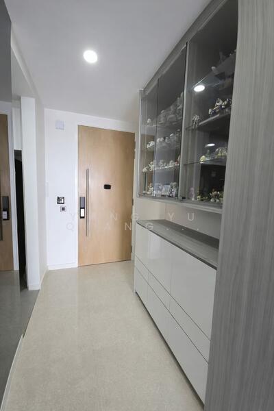 Skies Miltonia Condominium For Sale at S$ 1,499,000 | PropertyGuru Singapore