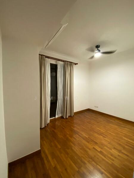 Seletaris Condominium For Sale at S$ 1,750,000 | PropertyGuru Singapore - common room