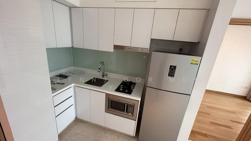 Eight Riversuites, 2 Whampoa East, 2 Bedrooms, 700 sqft, Condominium For Rent, by (Lynn) Gor Mui Yee, 500053740 - Kitchen - PropertyGuru.com.sg