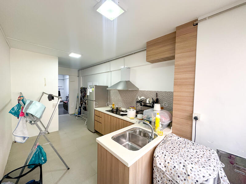 329 Yishun Ring Road, 329 Yishun Ring Road, 3 Bedrooms, 904 sqft, HDB Flat For Rent, by Jacob Ong, 500053744 - Kitchen - PropertyGuru.com.sg
