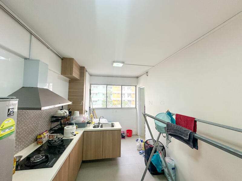 329 Yishun Ring Road, 329 Yishun Ring Road, 3 Bedrooms, 904 sqft, HDB Flat For Rent, by Jacob Ong, 500053744 - Kitchen - PropertyGuru.com.sg