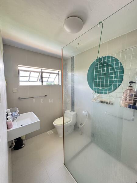 Pasir Ris Avenue, , 4 Bedrooms, 5,000 sqft, Semi-Detached House For Rent, by Remus Lim, 500053762 - PropertyGuru.com.sg