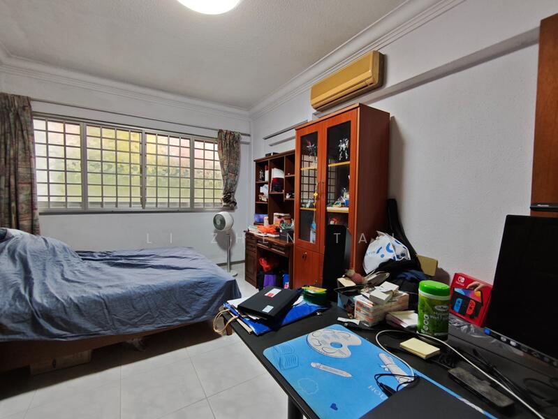 For Sale - 320 Woodlands Street 32