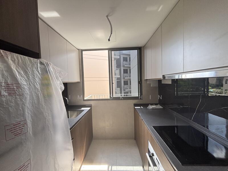 The Watergardens at Canberra, 35 Canberra Drive, 3 Bedrooms, 958 sqft, Condominium For Rent, by Sim Kok Hin, 500053783 - Kitchen - PropertyGuru.com.sg