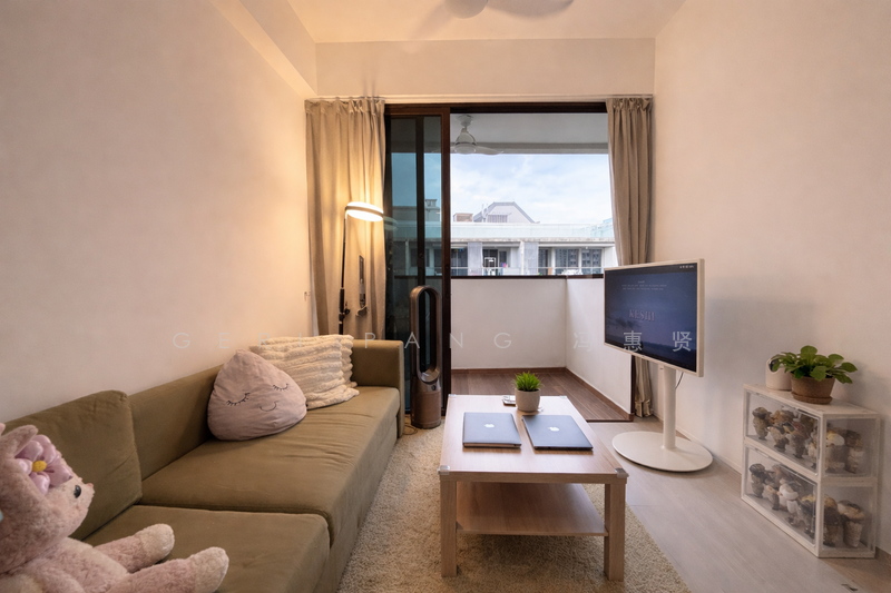 NoMa Condominium For Sale at S$ 820,000 | PropertyGuru Singapore - Living Room