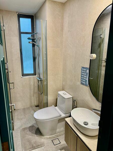 Cavendish Park Condominium For Sale at S$ 2,138,000 | PropertyGuru Singapore - Bathroom