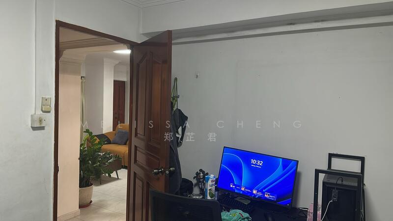 447 Choa Chu Kang Avenue 4 HDB Flat For Sale at S$ 560,000 | PropertyGuru Singapore - Bedroom