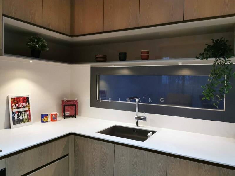 OUE Twin Peaks, 33 Leonie Hill Road, 2 Bedrooms, 1,000 sqft, Condominium For Rent, by Rachel Ang, 500053826 - Kitchen - PropertyGuru.com.sg