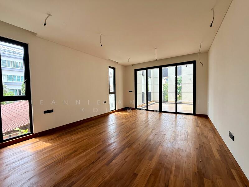 Brand New 3.5 Storey Detached @ Siglap MRT, East Coast, Bayshore, Elliot Road vicinity Detached House For Sale at S$ 11,180,000 | PropertyGuru Singapore - Interior