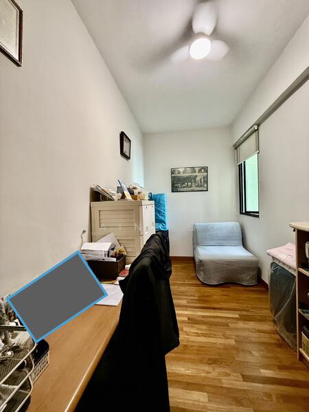 Simei Green Condominium Condominium For Sale at S$ 1,250,000 | PropertyGuru Singapore - Study